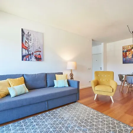 Apartamento T1 Moderno No Parque Das Nacoes